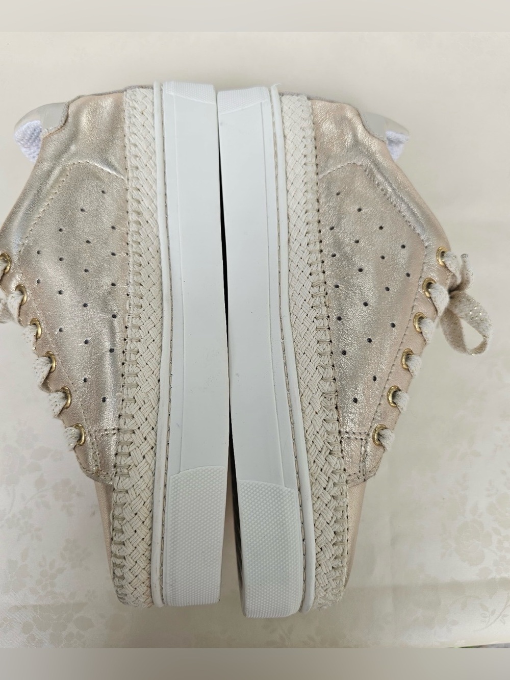 ✨ The FLEXX Metallic Gold Platform Espadrille Sneakers Size 6.5 / EU 37.5 - Picture 3 of 9